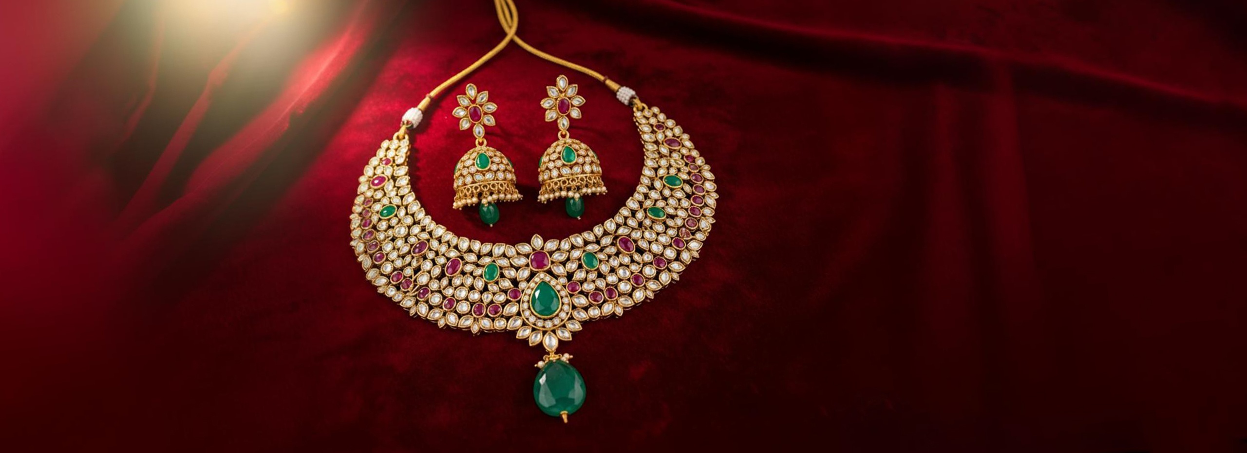 Your Story, Your Jewellery: The Rise of Personalized & Customized Designs